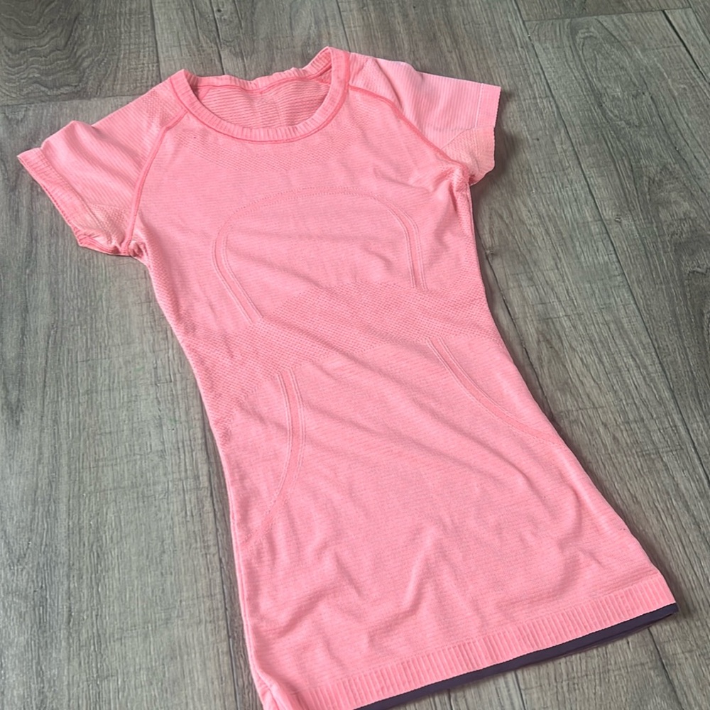 Lululemon shirt